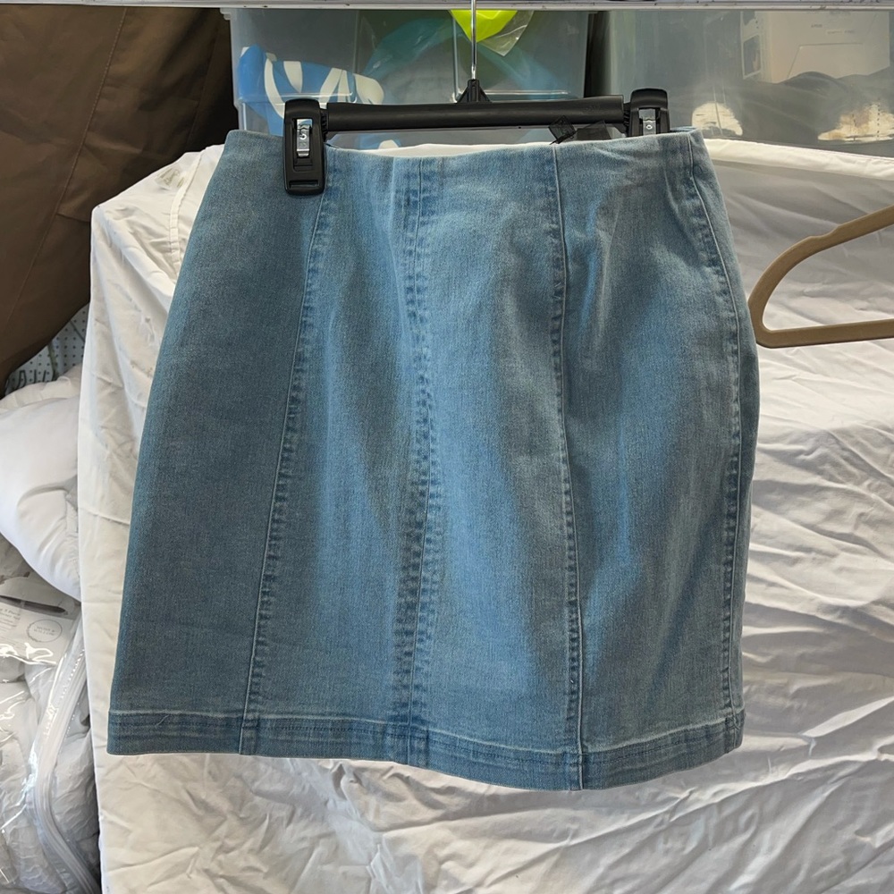 Denim skirt